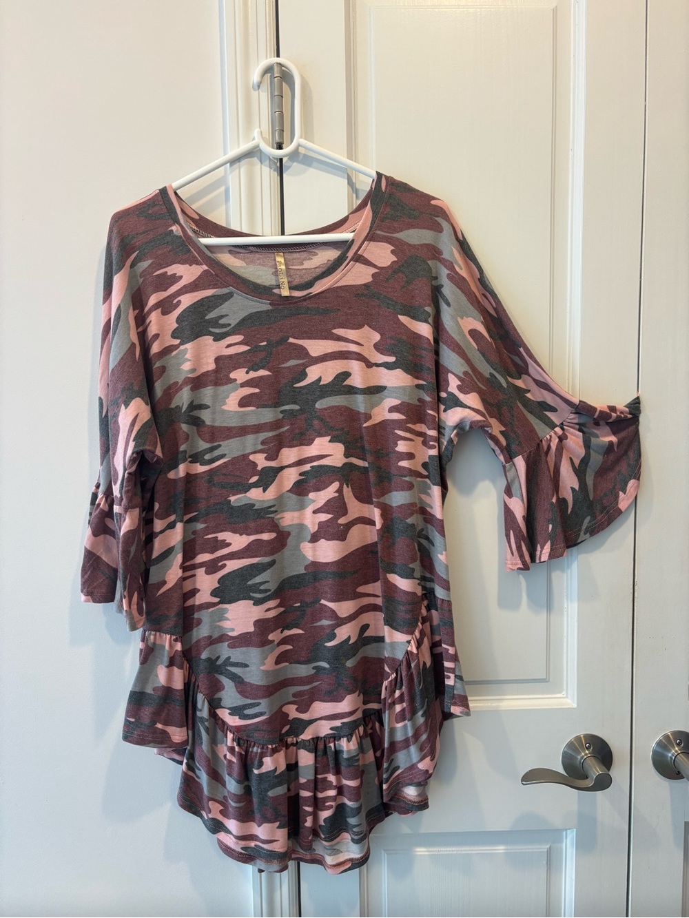 Women's Paolino Pink/Grey Camo Ruffle-Hem Tunic Top